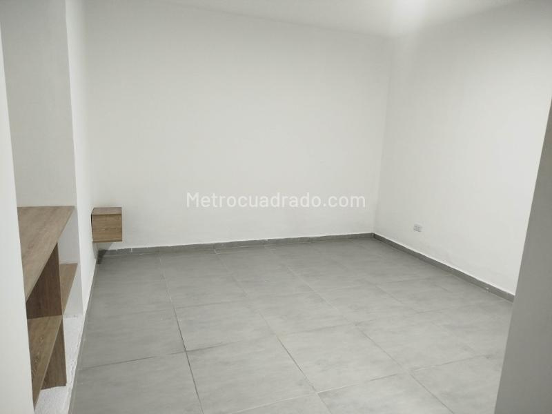 Commercial 5BR House in La Castellana - 9
