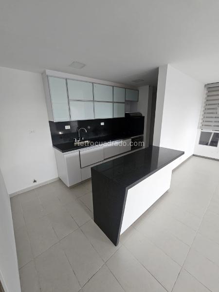 3BR Apartment in Los Colegios (90 m²) - 2