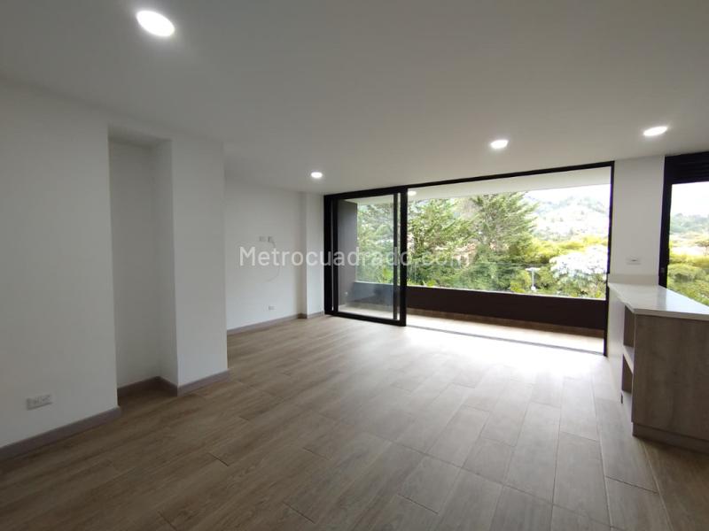 Apartamento en Arriendo, Seleccionar Barrio, Retiro