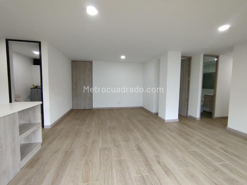 3BR Apartment in Seleccionar Barrio (92 m²) - 3