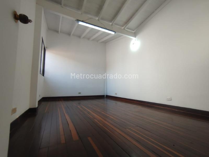 4BR House with Panoramic View in Veldromo (220 m²) - 8