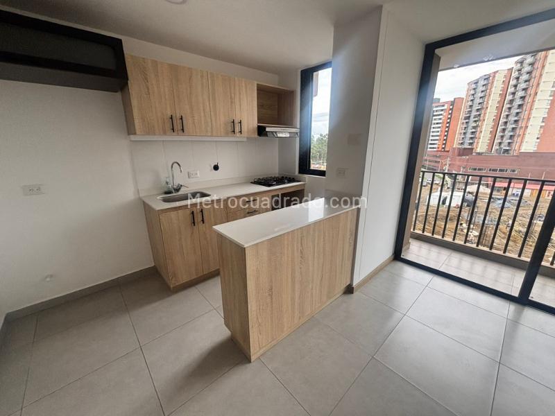 Apartamento en Arriendo, San Antonio, Rionegro - 2