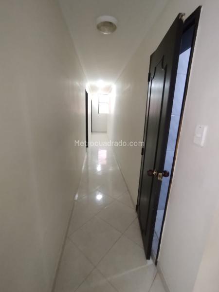 Elegant 4BR House with Spacious Layout in Belen Parque - 5