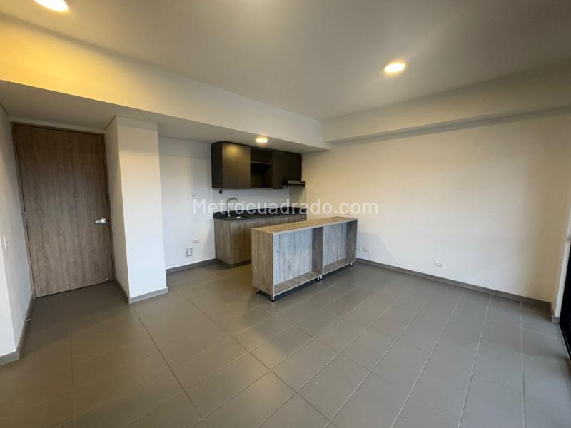 3BR Apartment in El Porvenir (80 m²) - 3