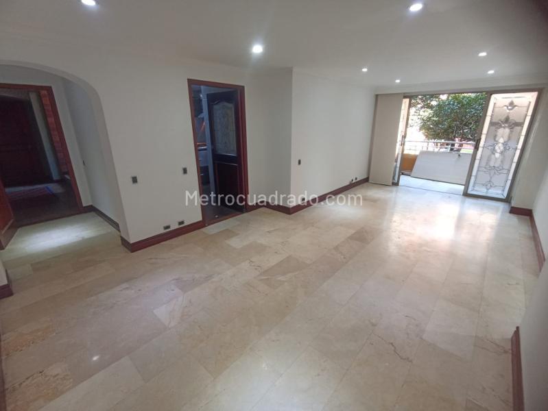4BR Apartment in Laureles (125 m²)