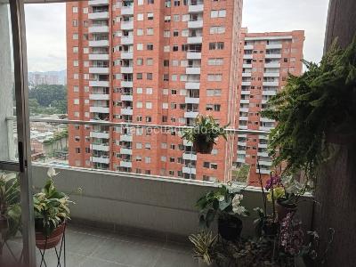 Apartamento de 3 alcobas en venta en Prados De Sabaneta, Sabaneta, 85 m² · foto 4 de 18