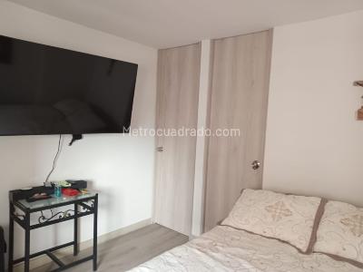 Apartamento de 3 alcobas en venta en Prados De Sabaneta, Sabaneta, 85 m² · foto 12 de 18
