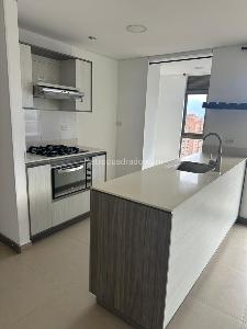 Apartamento de 3 alcobas en venta en Suramericana, Medellín, 71 m² · foto 8 de 20