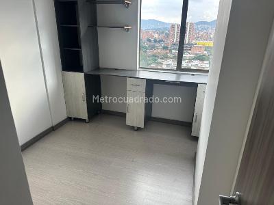 Apartamento de 3 alcobas en venta en Suramericana, Medellín, 71 m² · foto 19 de 20