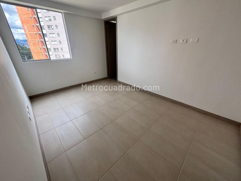 2BR Apartment in Santa Ana (65 m²) - 3