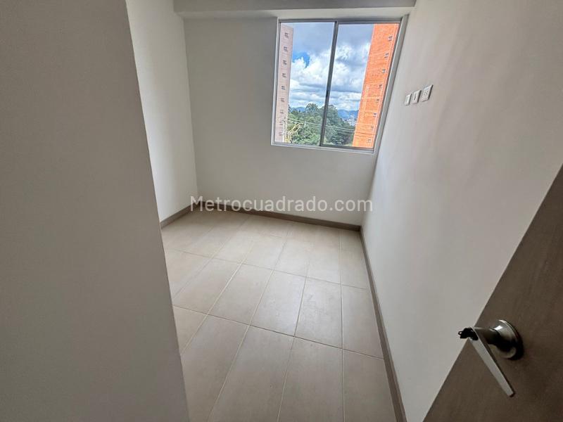 2BR Apartment in Santa Ana (65 m²) - 4