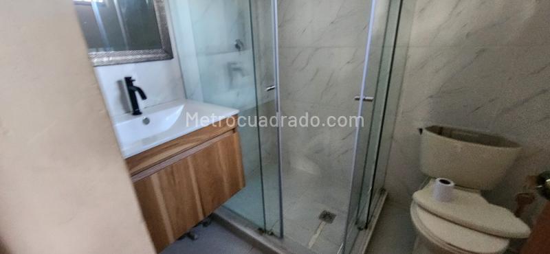 Casa amplia de 3 Alcobas con Terraza en San Lucas - 8