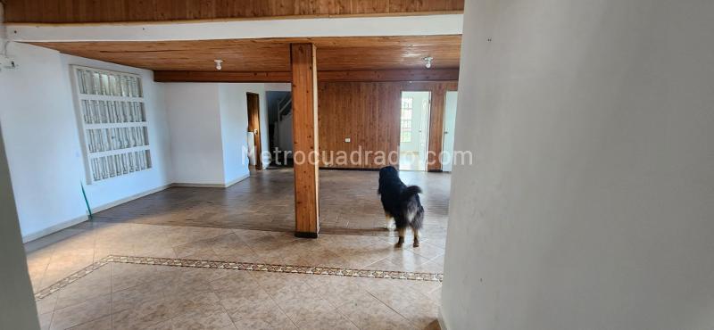 Casa amplia de 3 Alcobas con Terraza en San Lucas - 9