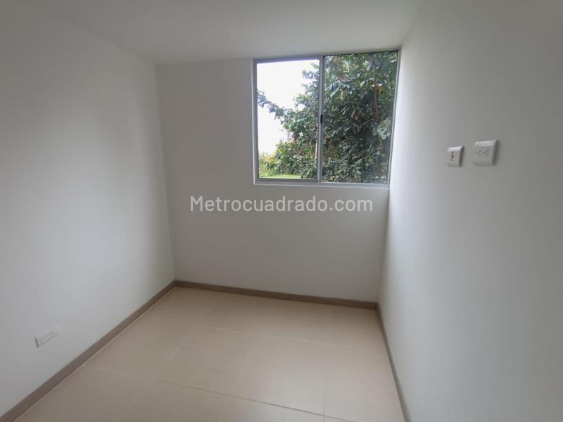 Apartamento en Arriendo, Fontibon, Rionegro - 2