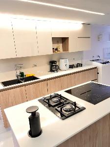 Apartamento de 3 alcobas en venta en El Diamante No. 2, Medellín, 128 m² · foto 5 de 18