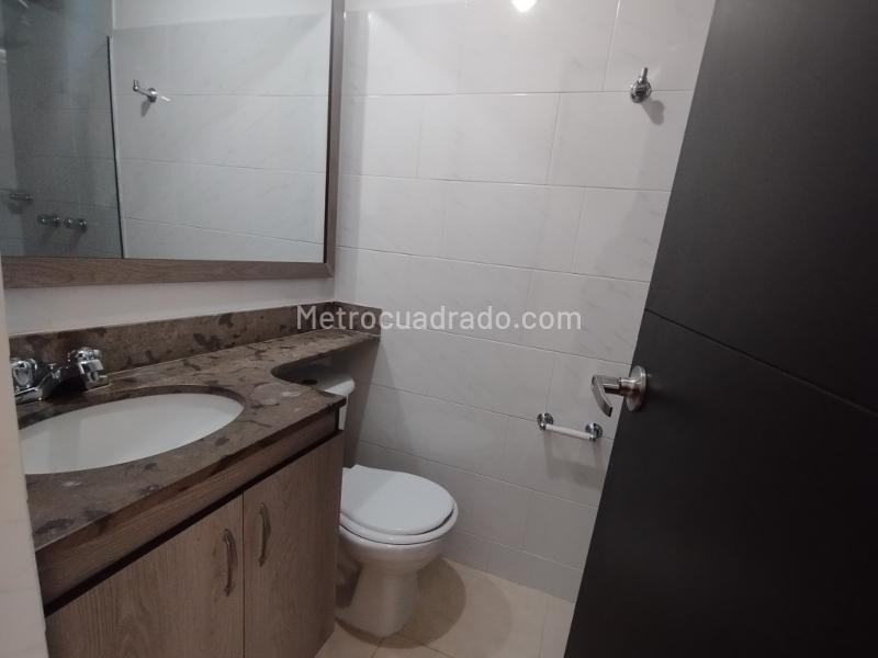 Apto cómodo de 3 habitaciones en alquiler en Suramérica - 9