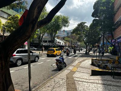 Apartaestudio en venta en El Poblado, Medellín, 32 m² · foto 11 de 12
