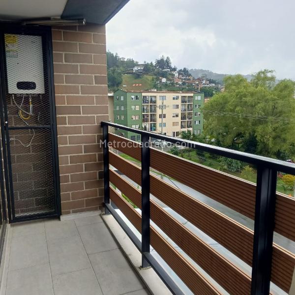 Elegante Apartamento de 2 Habitaciones en Pinares - 3