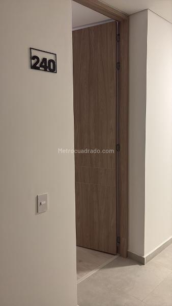 Modern 1BR Loft Apartment in La Fe - 3