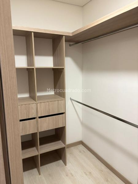1BR Apartment in La Fe (72 m²) - 2