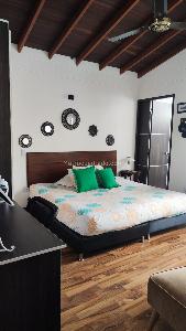 Casa de 5 alcobas en venta en Vereda San Jose, Sabaneta, 540 m² · foto 10 de 20