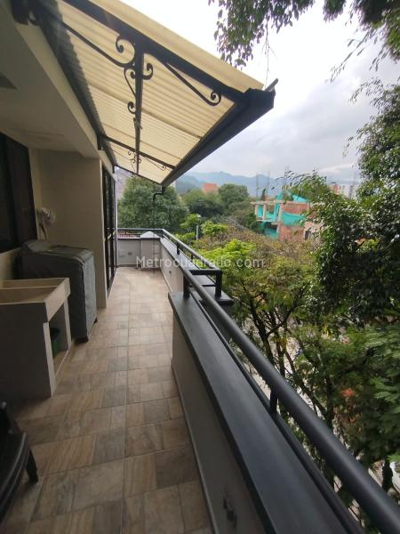 Charming 2BR Apartment in Belen La Palma