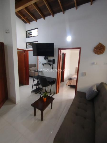 Charming 2BR Apartment in Belen La Palma - 8