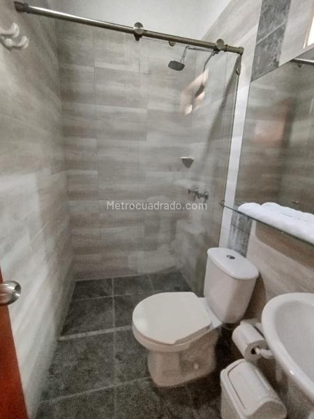 Stylish 2BR Apartment in Belen La Palma - 5