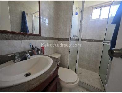Apartaestudio en venta en El Poblado, Medellín, 42 m² · foto 5 de 13