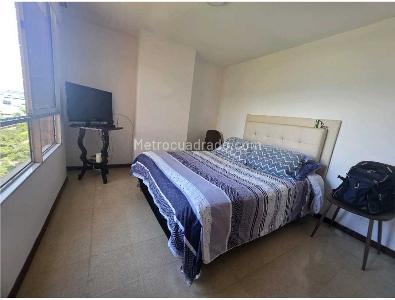 Apartaestudio en venta en El Poblado, Medellín, 42 m² · foto 7 de 13