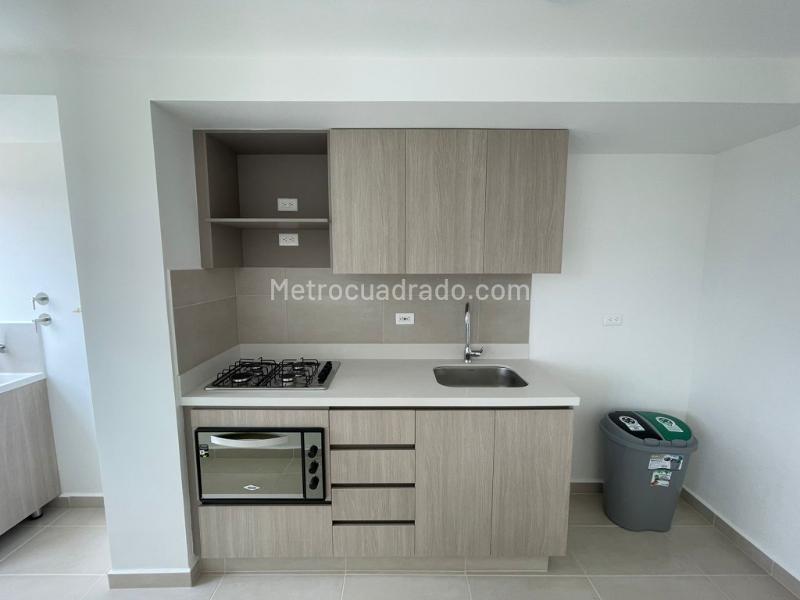 2BR Apartment in Santa Ana (66 m²) - 4