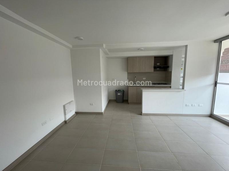 2BR Apartment in Santa Ana (66 m²) - 3
