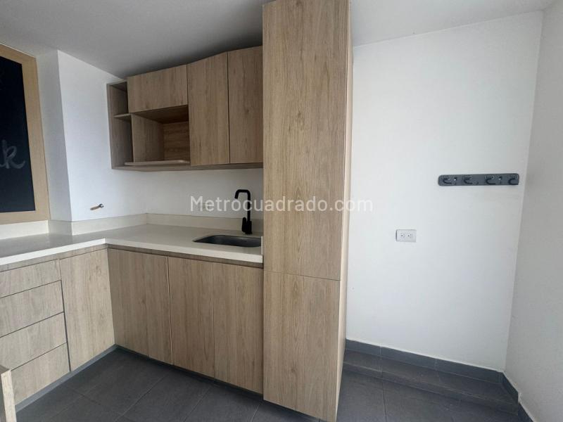2BR Apartment in Santa Ana (60 m²) - 2