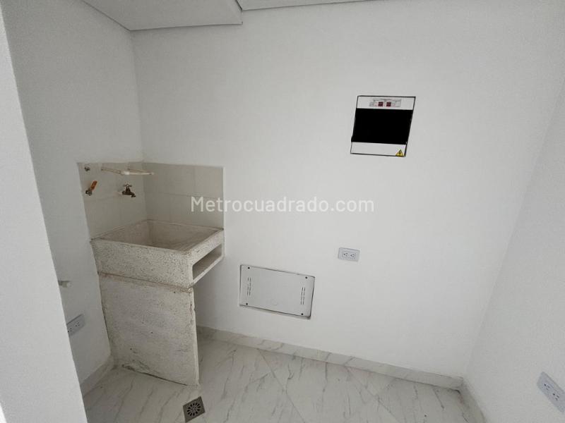 Apartamento en Arriendo, Fontibon, Rionegro - 2