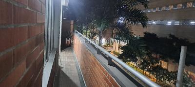 Apartamento de 3 alcobas en venta en Villa Carlota, Medellín, 92 m² · foto 13 de 17