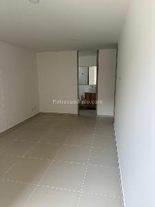 Apartamento de 2 alcobas en venta en El Poblado, Medellín, 79 m² · foto 3 de 20