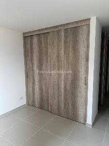 Apartamento de 2 alcobas en venta en El Poblado, Medellín, 79 m² · foto 6 de 20