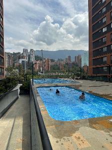 Apartamento de 2 alcobas en venta en El Poblado, Medellín, 79 m² · foto 14 de 20