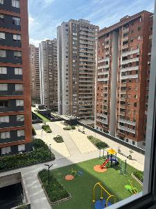 Apartamento de 2 alcobas en venta en El Poblado, Medellín, 79 m² · foto 19 de 20