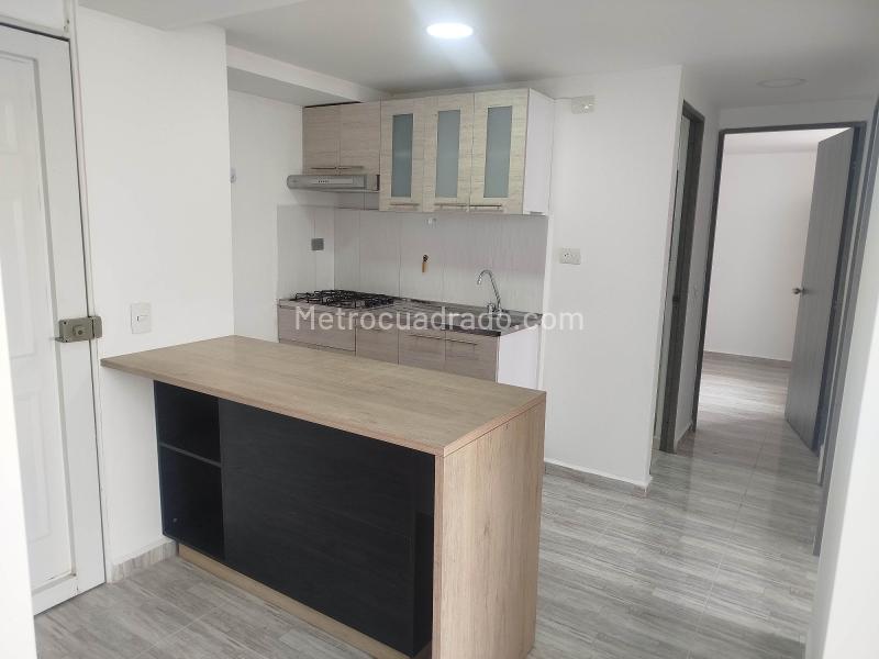 3BR Apartment with Private Parking in Robledo - 7