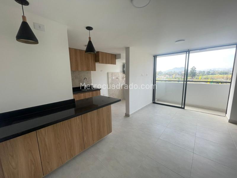 2BR Apartment in San Antonio (53 m²) - 2