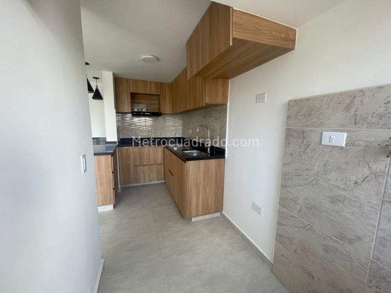 2BR Apartment in San Antonio (53 m²) - 5