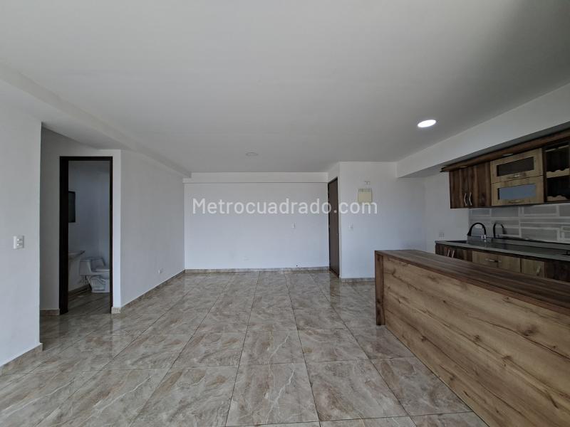 Encantador apartamento de 3 habitaciones con parqueadero en Obrero - 5