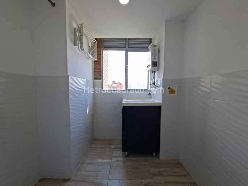 Encantador apartamento de 3 habitaciones con parqueadero en Obrero - 7