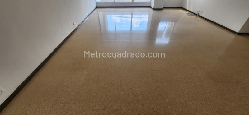 Apartamento de 3 Alcobas en Castropol con Excelente Ubicación - 8