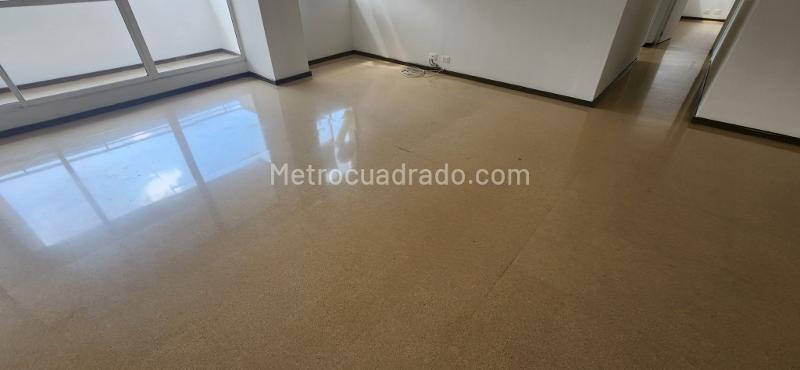 Apartamento de 3 Alcobas en Castropol con Excelente Ubicación - 9
