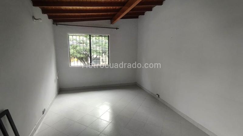 4BR House for Rent in Simn Bolívar (95 m²)
