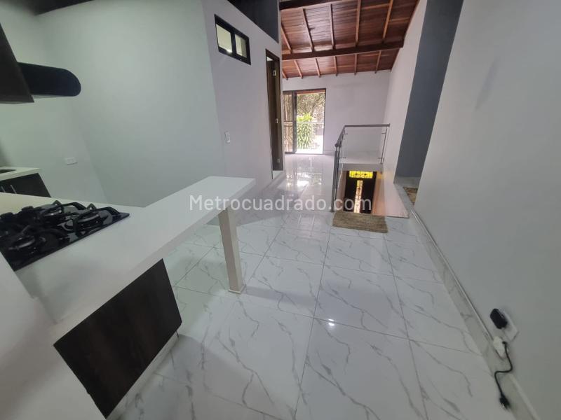 2BR Apartment in Aliadas Del Sur (65 m²)