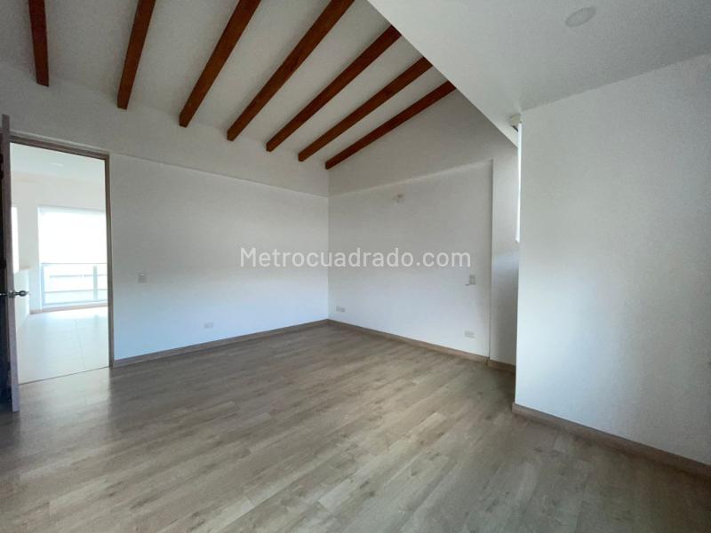 Elegant 3BR House for Rent in Gualanday - 8