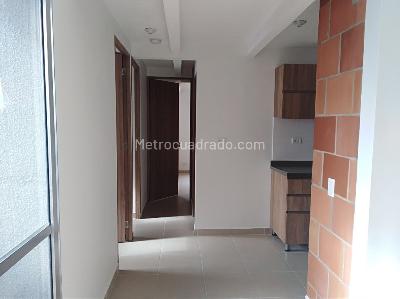 Apartamento de 3 alcobas en venta en Pajarito, Medellín, 53 m² · foto 7 de 20